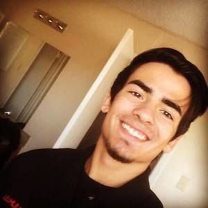 Meet your Posher, Phoenix